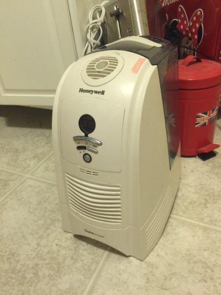 Moving, Honeywell humidifier for sale