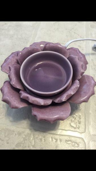 Wanted: Petal Purple Scentsy warmer