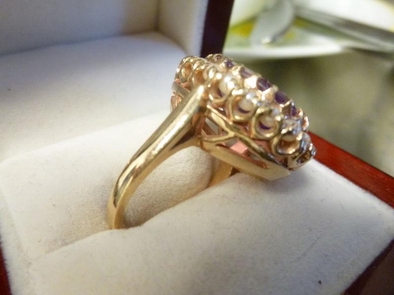10K Gold Ladies Pearl and Center Amethyst Cocktail Ring