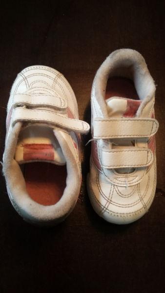Assorted Toddler Girl Running shoes in Size 8
