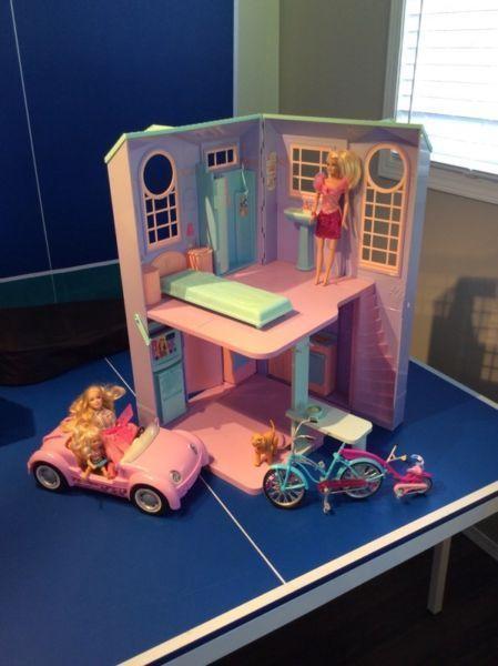 Barbie house and accessories
