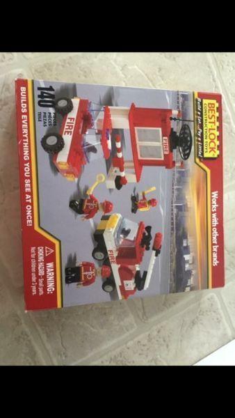 Wanted: Construction toy set
