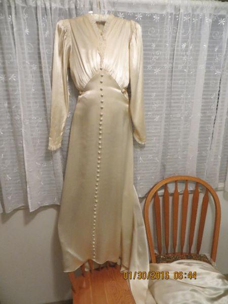 Vintage 40's wedding gown