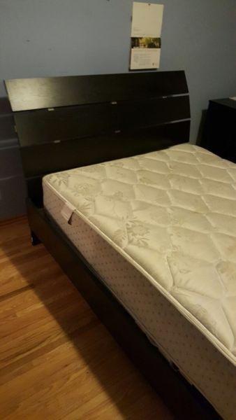 Double sized Bed + Mattress