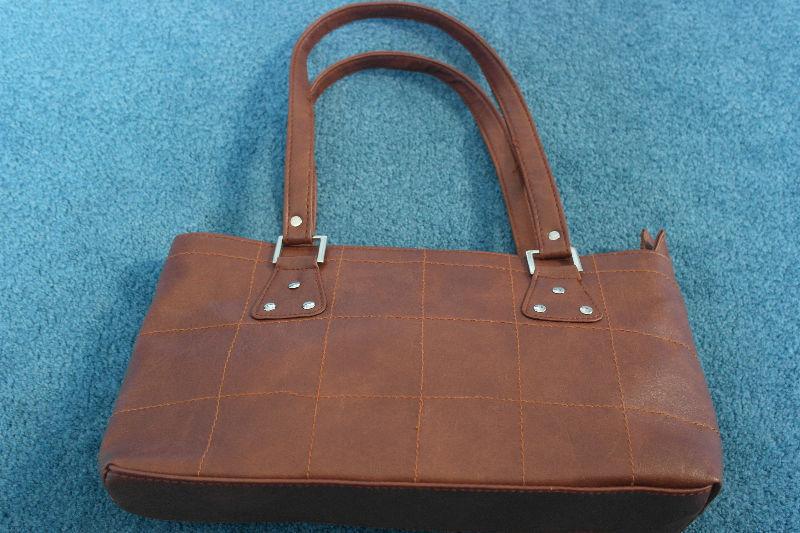 Brand new ladies purse for sale