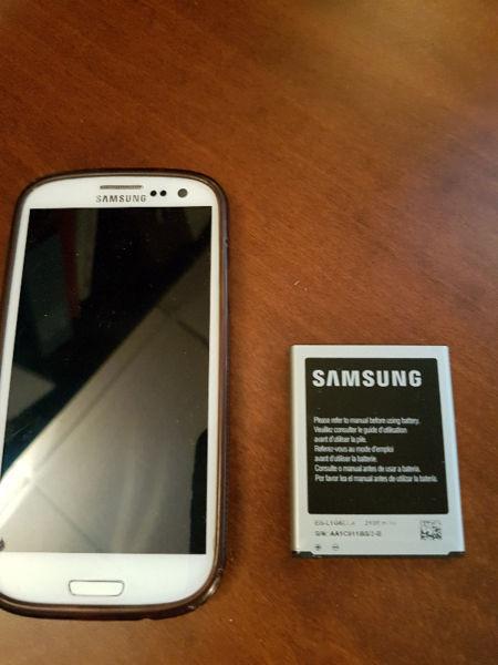 2 x Samsung 2100 MAh batteries from Galaxy S3