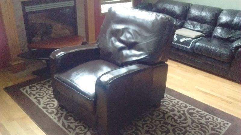 ONE YEAR OLD Dark brown Leather recliner , LIKE NEW !