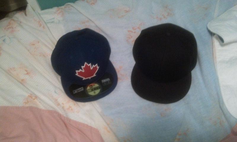 5 hats 3 snapback blanks30$,1 BlueJays8,1 Grandslam fitted8 25$