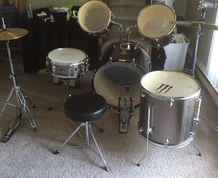 Drum kit 7 piece