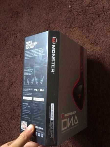 Monster DNA headphones-laser pink