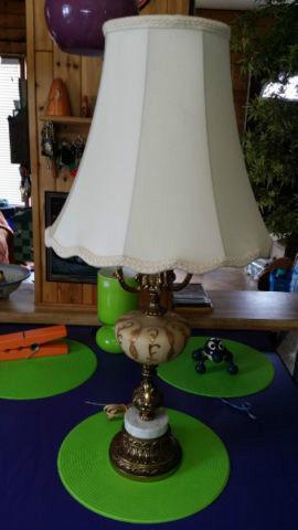 Antique Lamp, Excellent condition $40