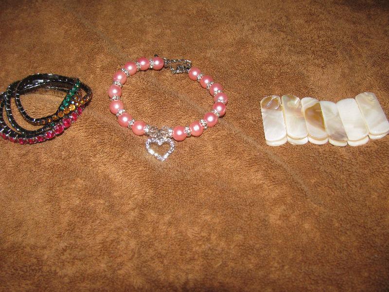 Huge lot of funky Plastic bracelets. They're back in style!