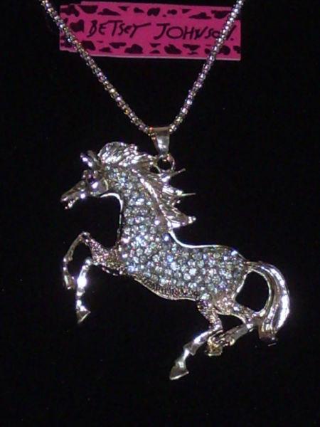 NEW Betsey Horse Necklace Rose-Gold-Colored