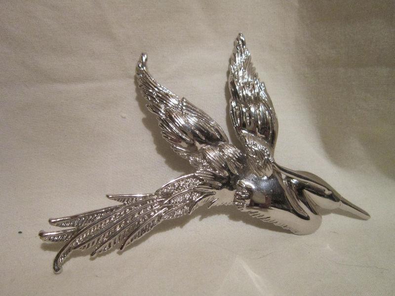 Vintage Costume Jewelry - Bird Brooch