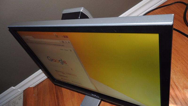Dell 19 inch monitor model 1908WFP VGA DVI input ONLY
