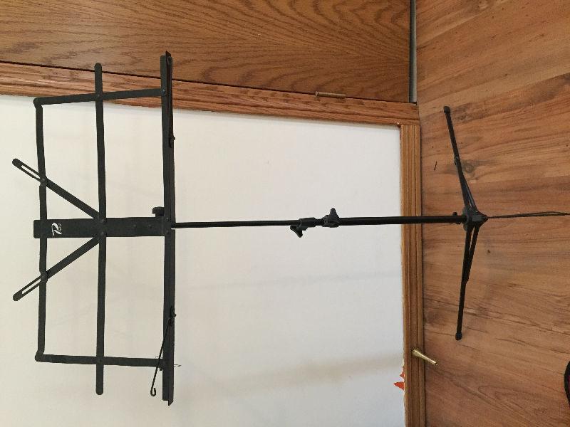 Wanted: Foldable music stand