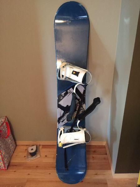 K2 Snowboard asking $100