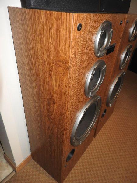 MINT PANASONIC 3 WAY TOWERS SB-ZR831 10 inch woofers