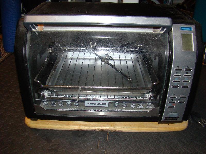 Black & Decker Rotisserie Convection Countertop Toaster Oven