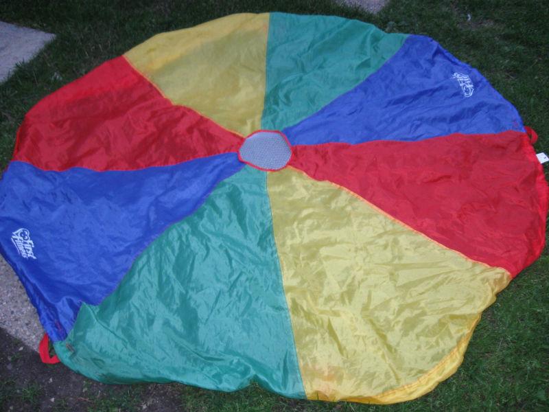 Kids parachute