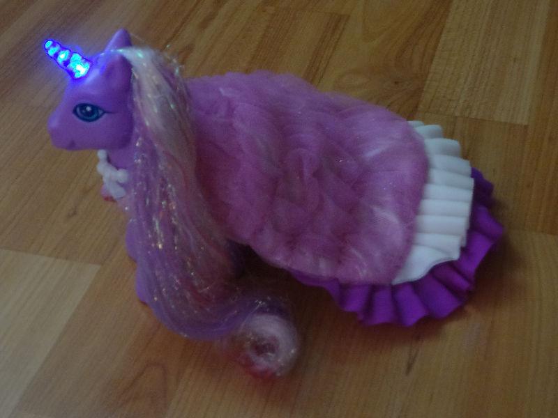 My Little Pony G3 Lily Lightly- Lights Up and Blinks!