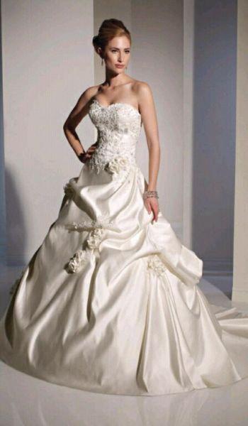 Wanted: Wedding dress by sofia tolli
