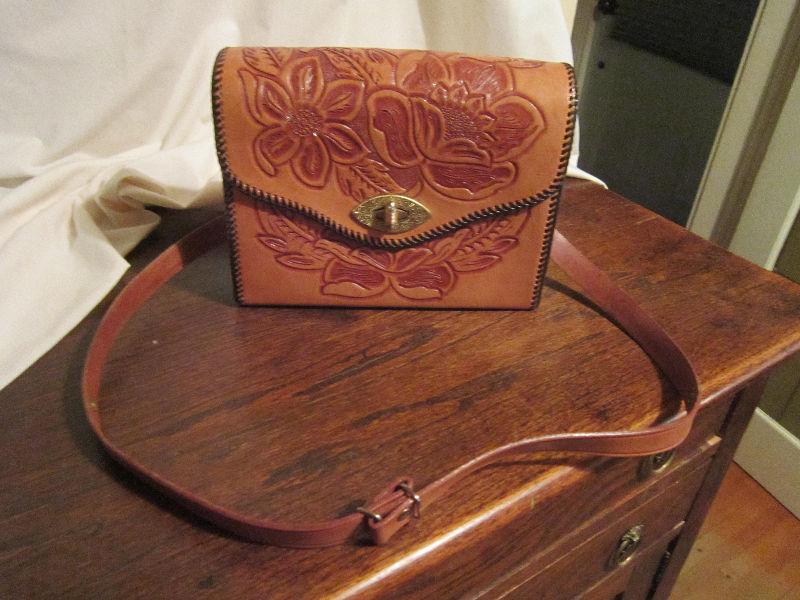Vintage Handmade - Leather Purse