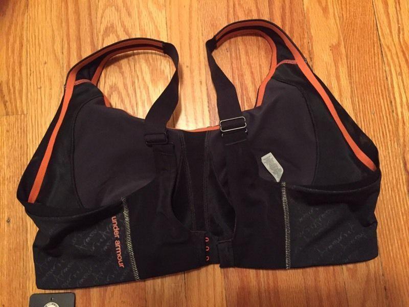 BNWT under armour sports bra 38D