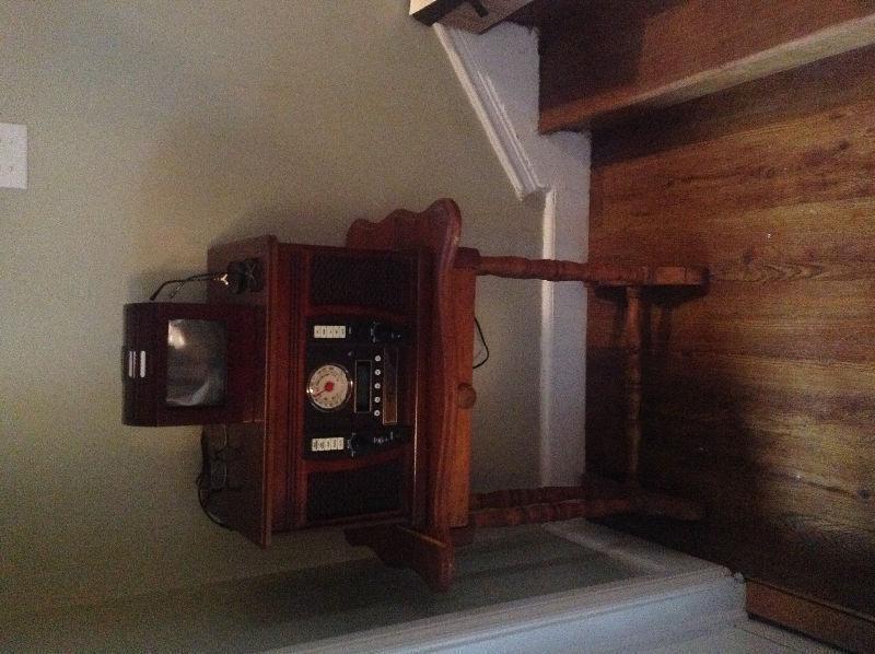 Antique stand and antique style Radio
