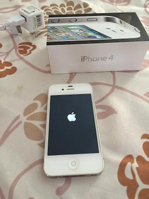 iPhone 4 -just like new-no contracts