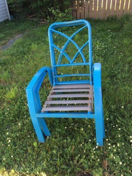 Free outdoors metal chairs
