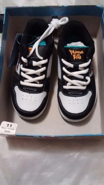 Boy's Sneakers Size 11 New in the Box