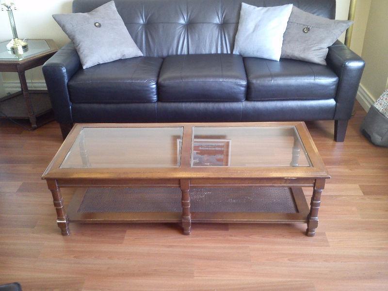 Coffee table and two matching side tables