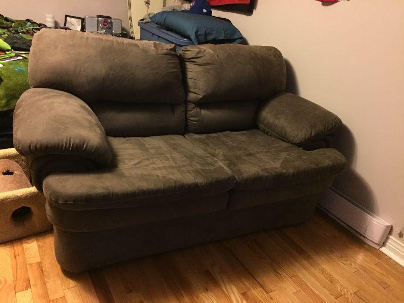 Couch ( love seat)
