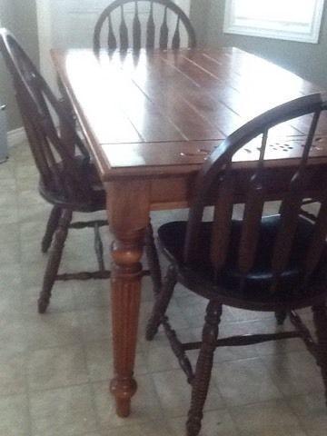 Table plus chairs
