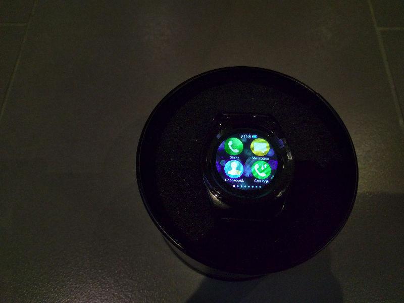 BRAND NEW No 1 G4 Smartwatch / Smart Watch, Calls, Bluetooth