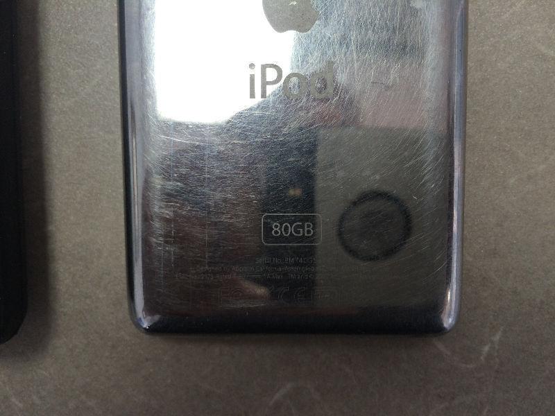 80gb Ipod Classic with over 5000 songs