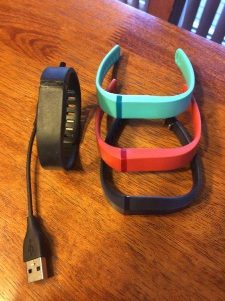 FOR SALE Fitbit Flex with accessories