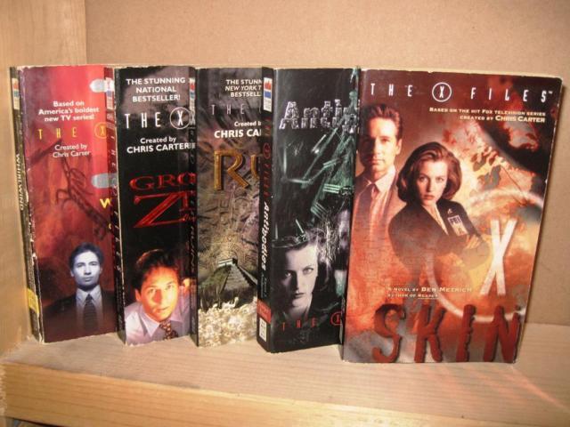 Michael Crichton / X-Files novels