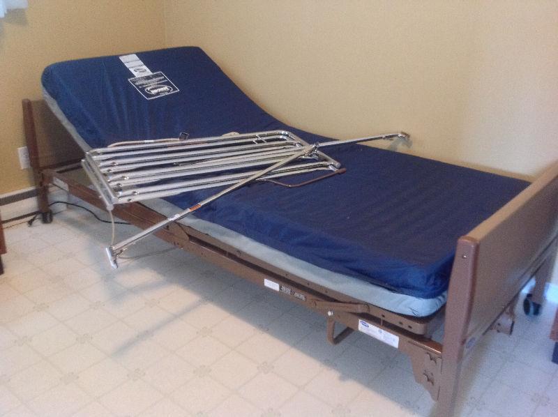Lit d'hôpital électrique / Electric hospital bed