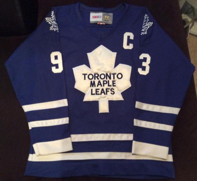 Toronto Maple Leafs Jerseys! Gilmour and Potvin!
