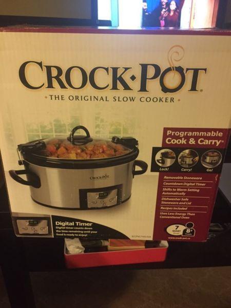 7 Quart Crock-Pot New in Box