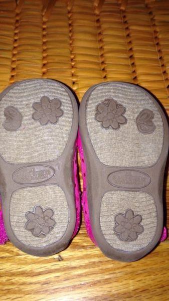 Size 1 baby girl shoes barely worn