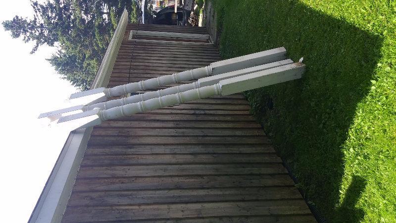 6 by 6 outdoor entrance SPINDALS excellent condition