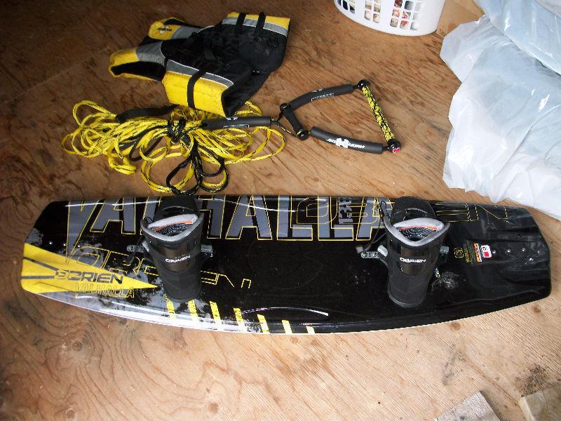 Wakeboard a vendre,,,,,Obrien