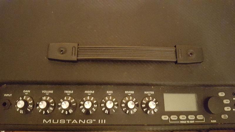 Fender Mustang III 100-Watt 1x12-Inch Combo Amplifier