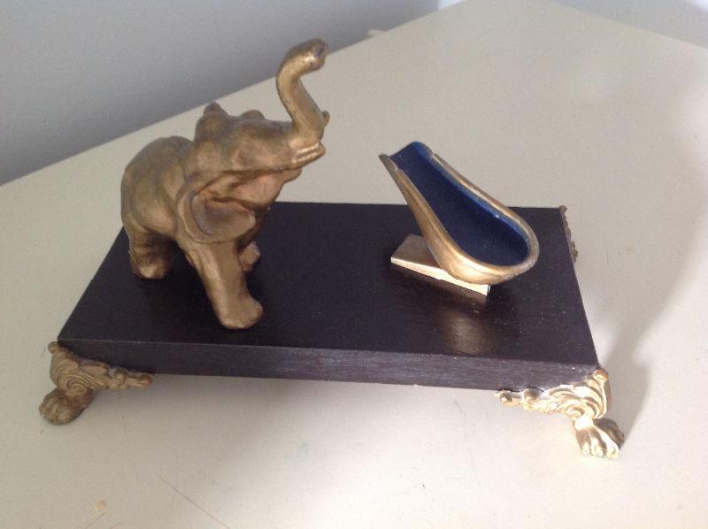 ANTIQUE BRASS ELEPHANT PIPE STAND