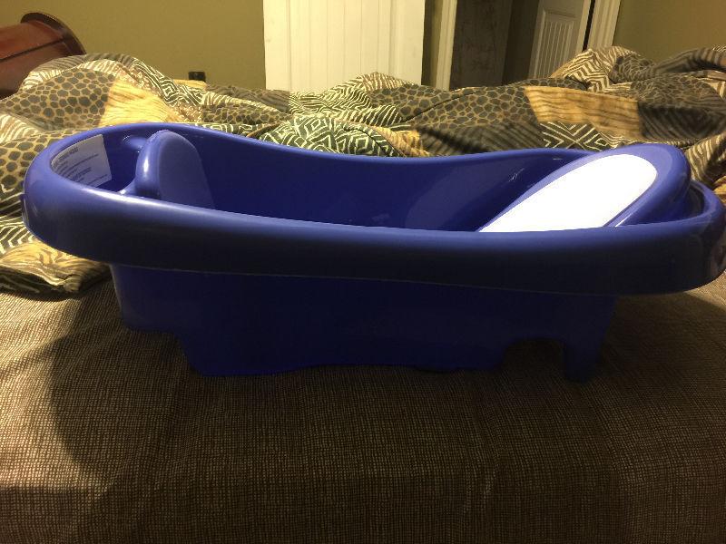 Excellent condition baby tub
