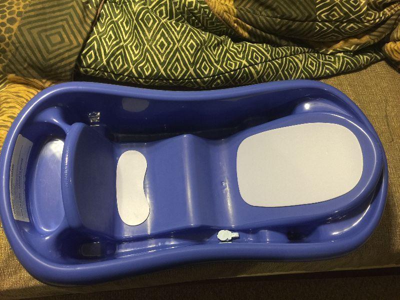 Excellent condition baby tub