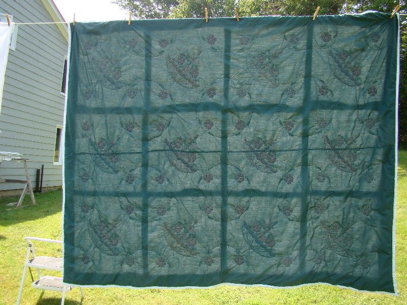 Vintage Handcrafted Handmade Embroidery Quilt Hand Sewned